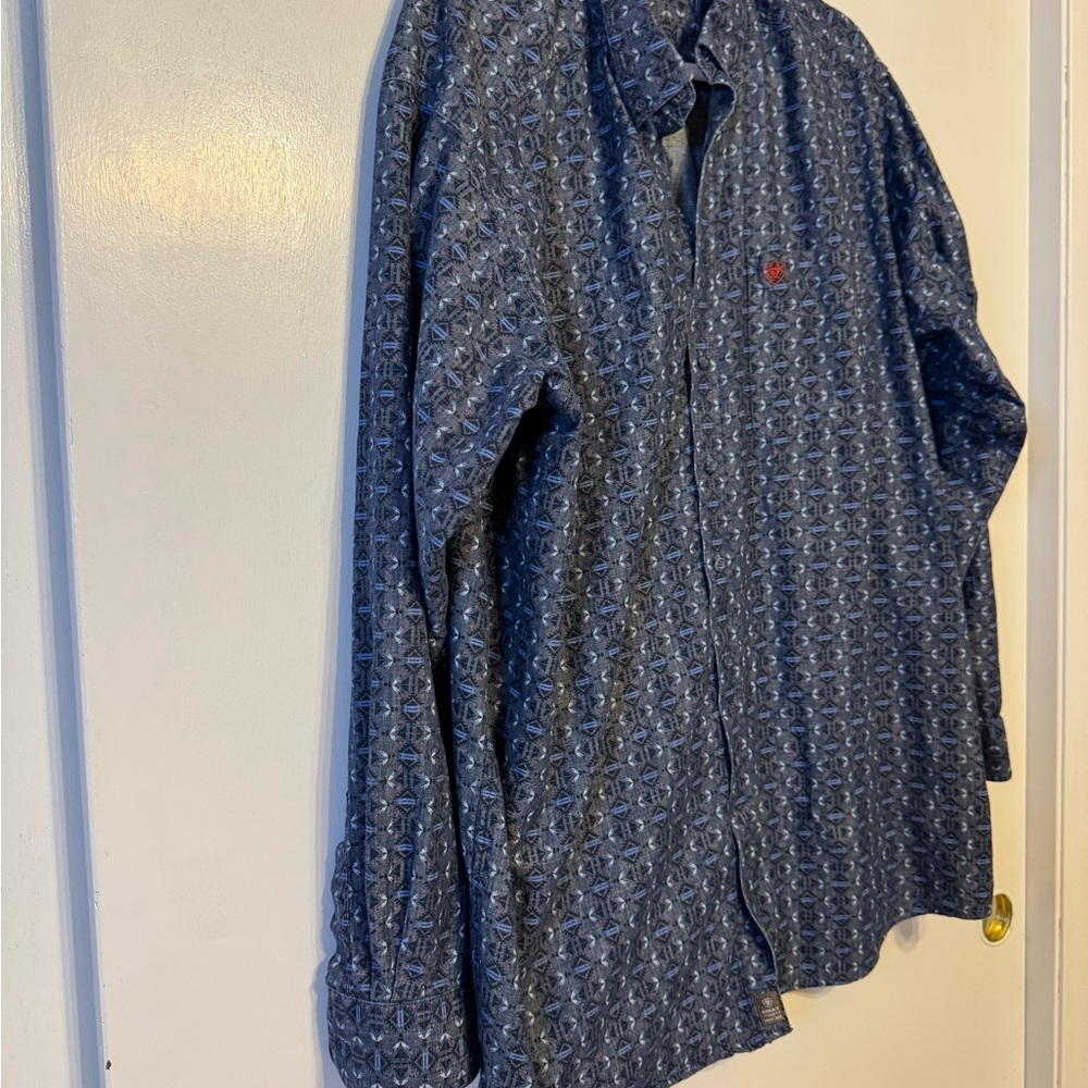 Ariat Men's Navy Patterned Button Up - image 9